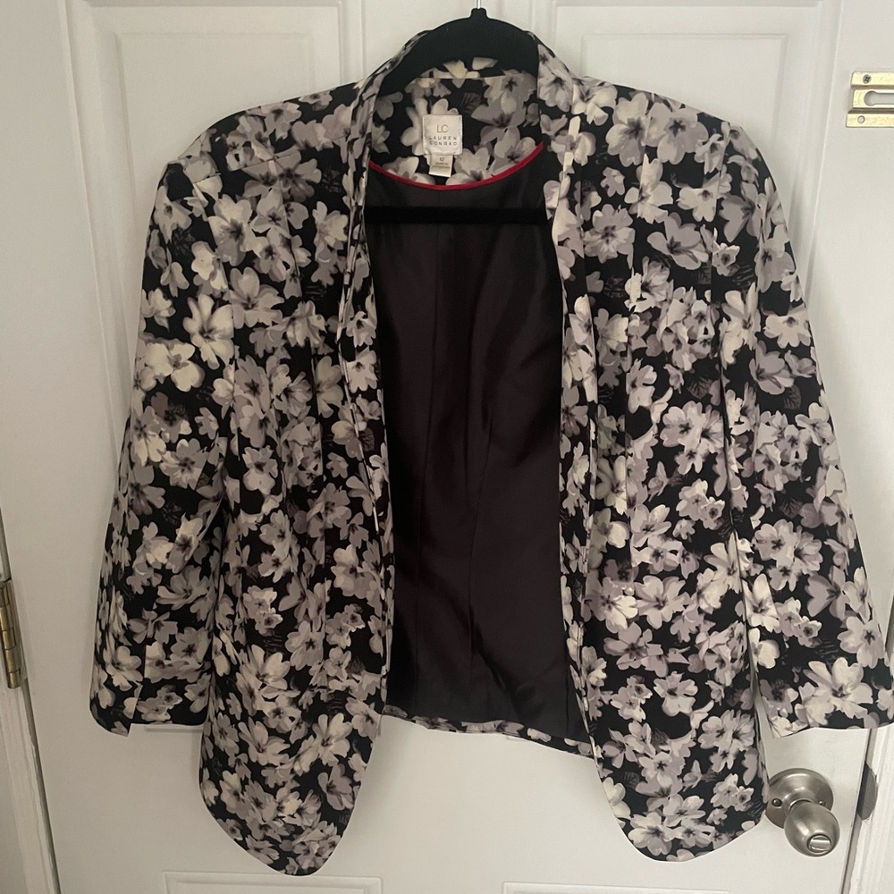Womens LC Floral Blazer